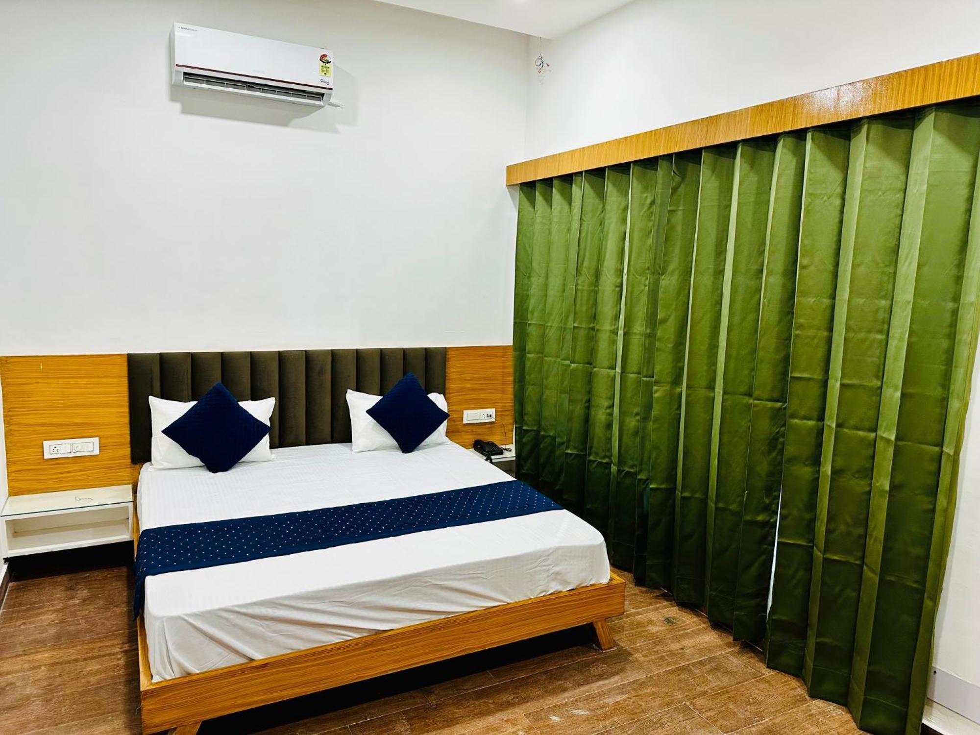 The Loya Hotel Muktsar Luaran gambar